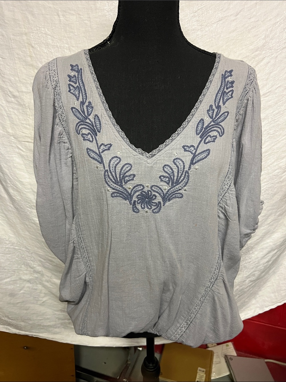 Nine West Light Gray Embroidered V-Neck Tunic